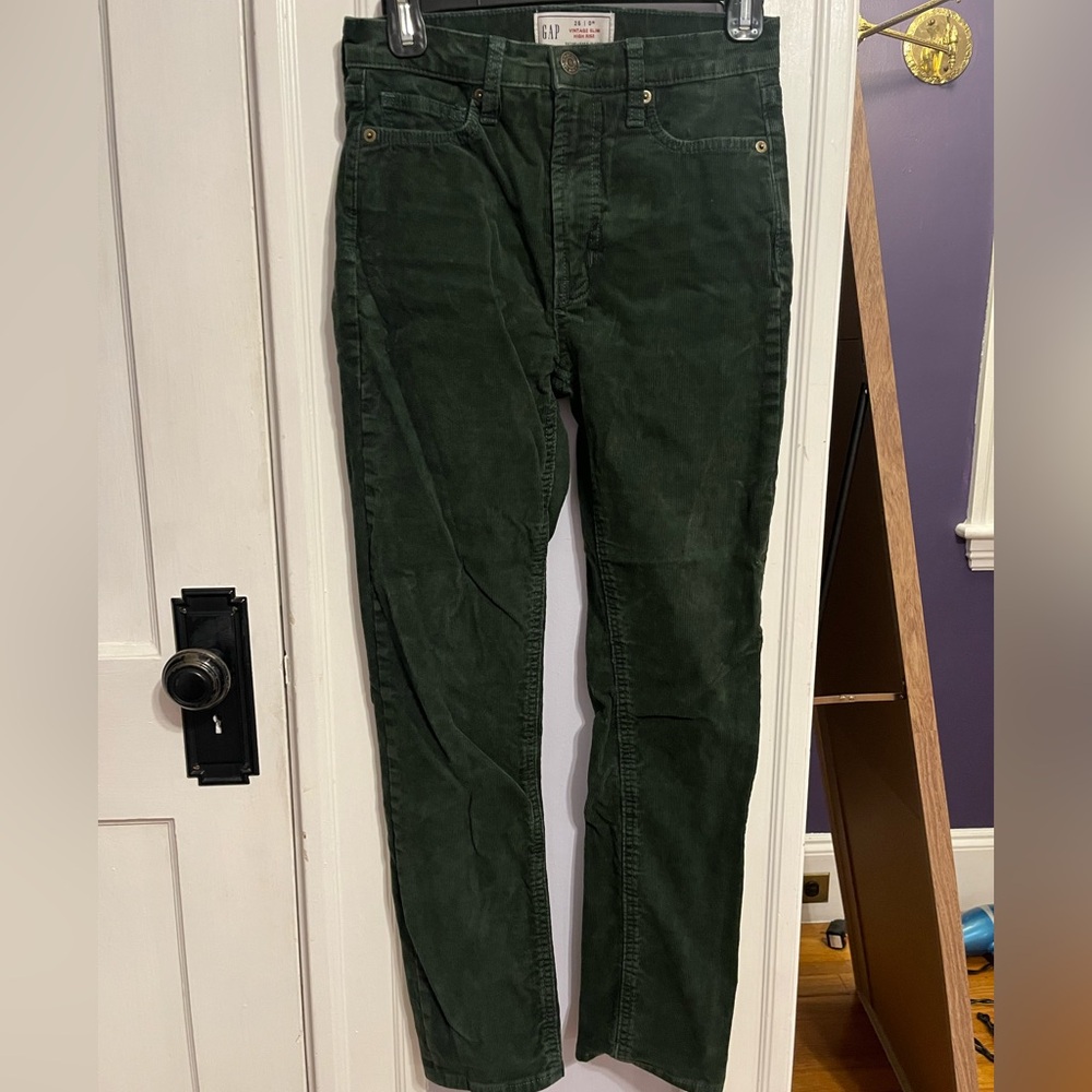 Vintage style slim high waisted cords